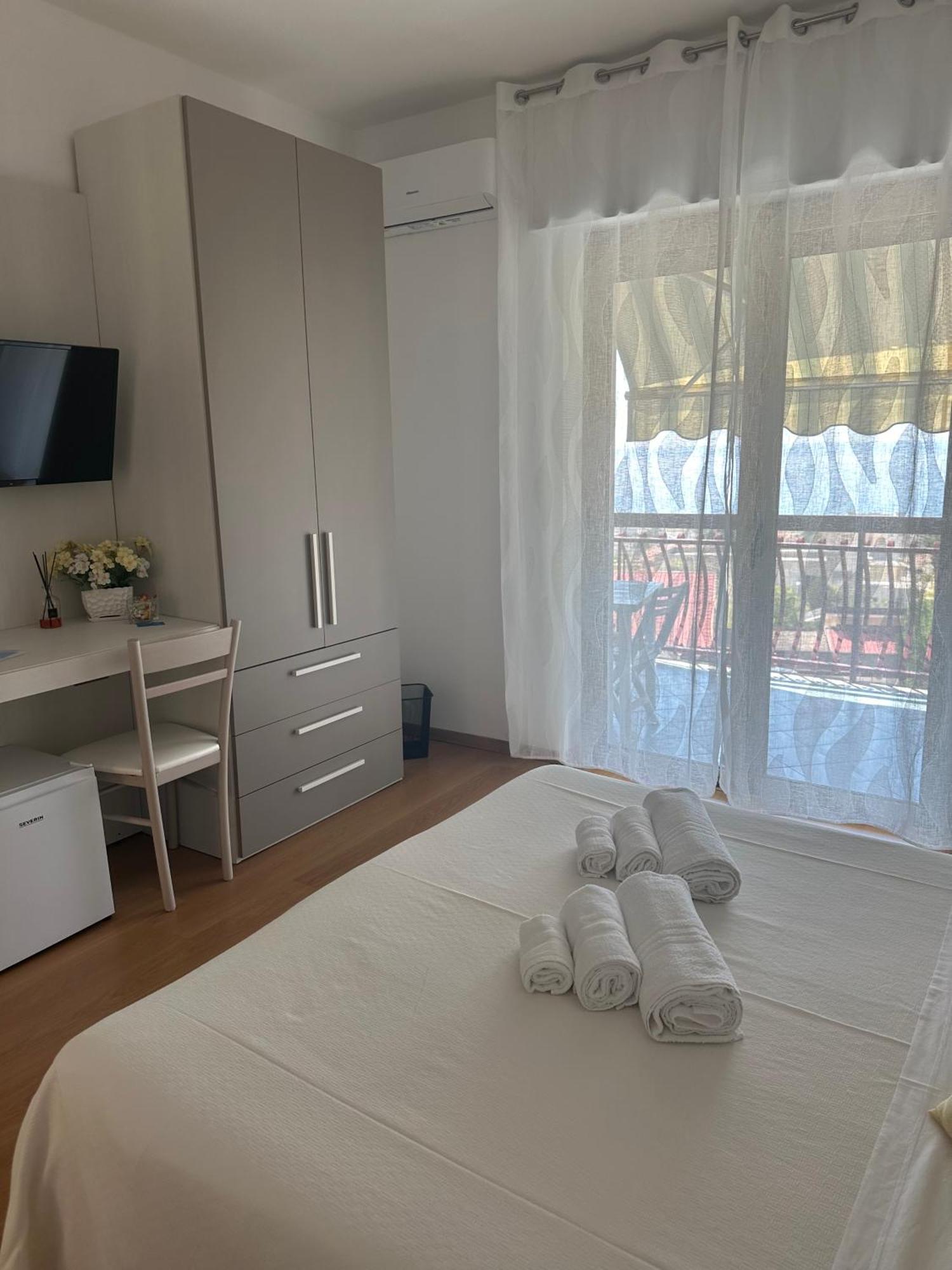 Bnb Nuova Vita Paola Εξωτερικό φωτογραφία